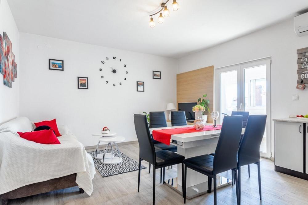 Апартаменти Apartman Maria, Ciovo Трогір Екстер'єр фото