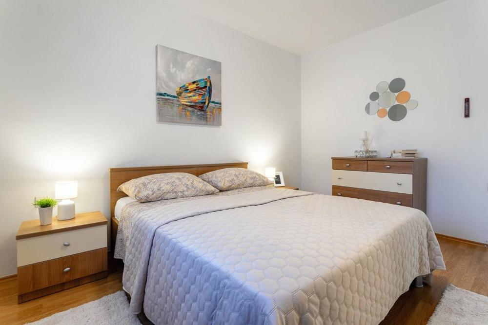 Апартаменти Apartman Maria, Ciovo Трогір Екстер'єр фото