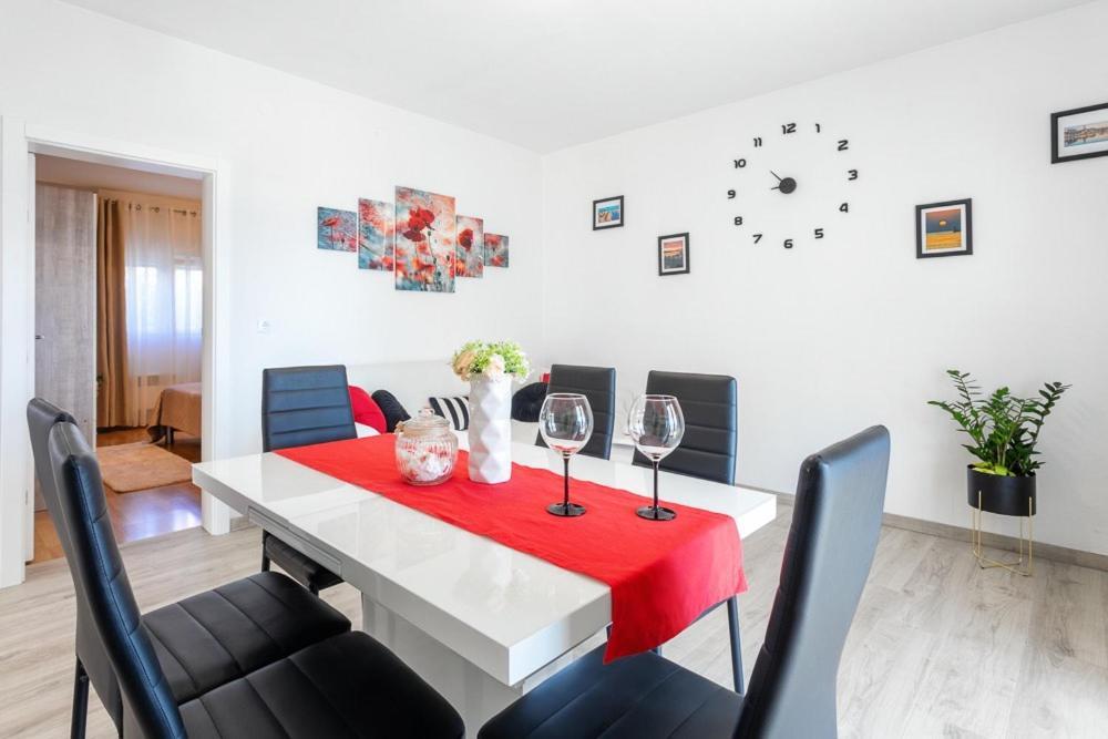 Апартаменти Apartman Maria, Ciovo Трогір Екстер'єр фото