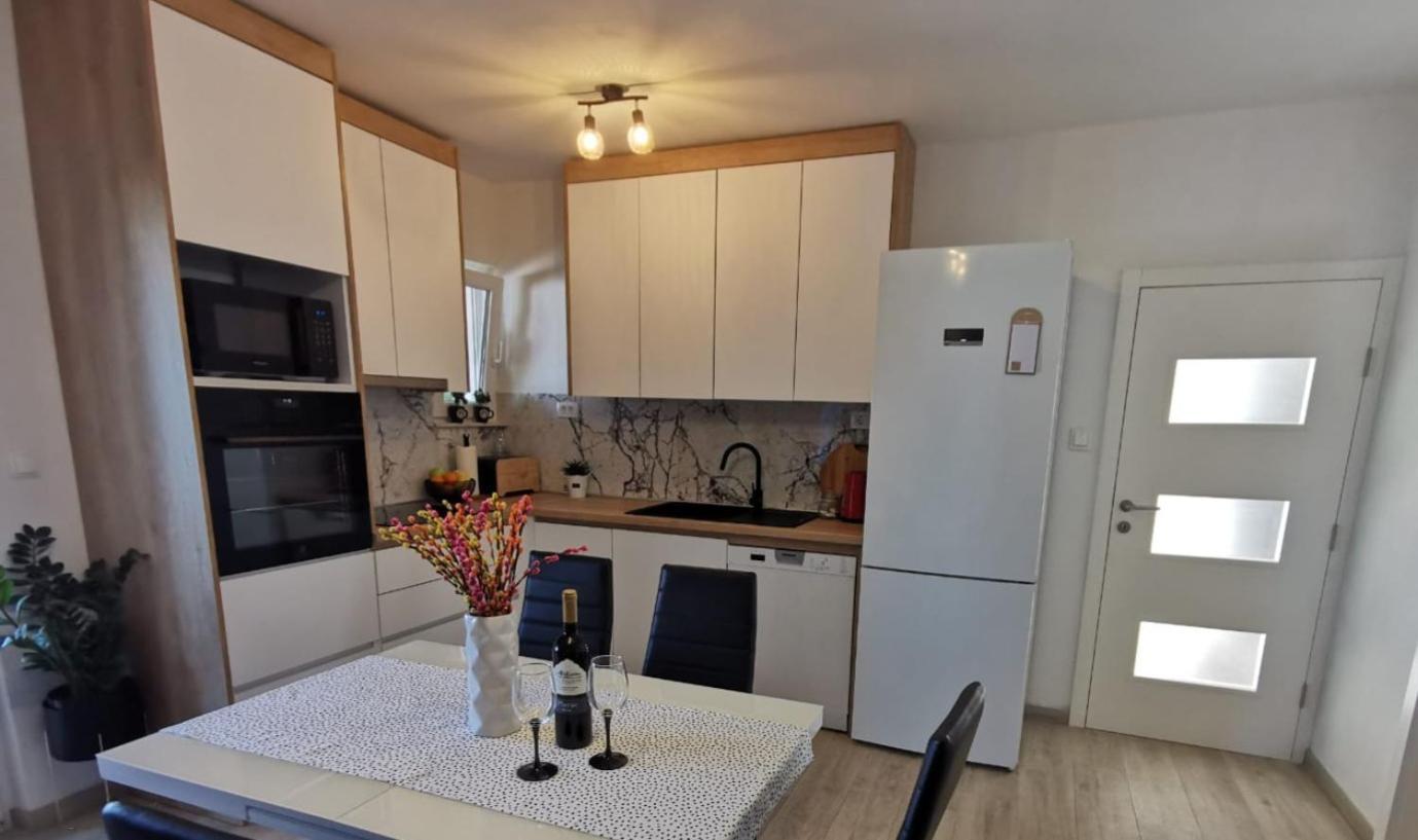 Апартаменти Apartman Maria, Ciovo Трогір Екстер'єр фото